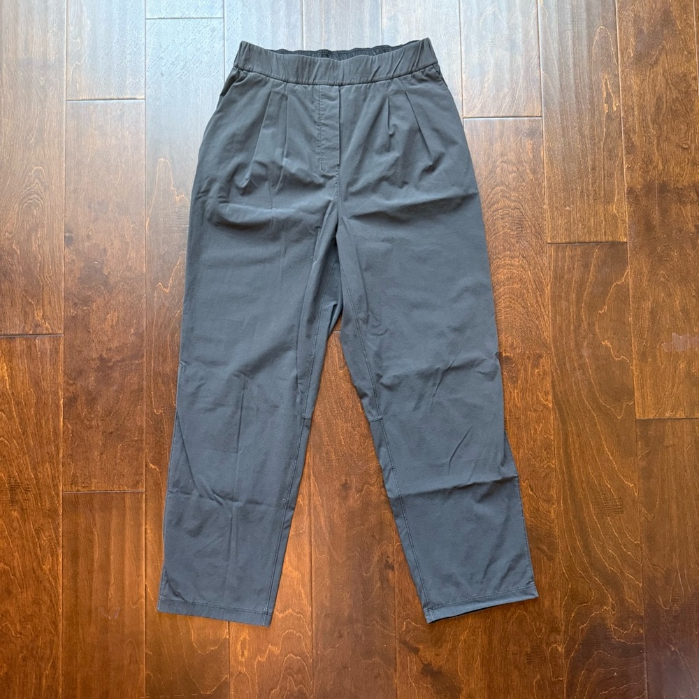 Lululemon High Rise Tapered Trousers Size 4